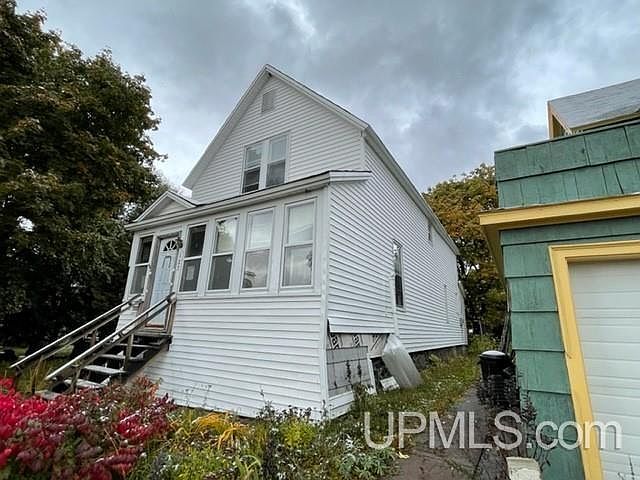 1st image of 127 N Iroquois St