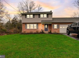 2507 Sanatoga Rd, Gilbertsville, PA 19525
