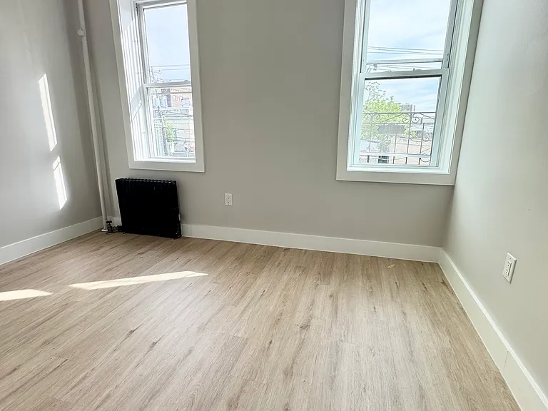 108 60th St #7B — Photo 10