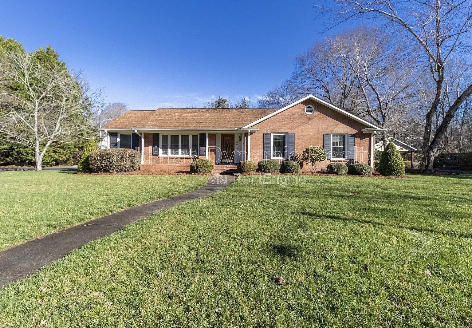 3 bed, 2.0 bath, 1950 sqft, $3,400 — Photo 1