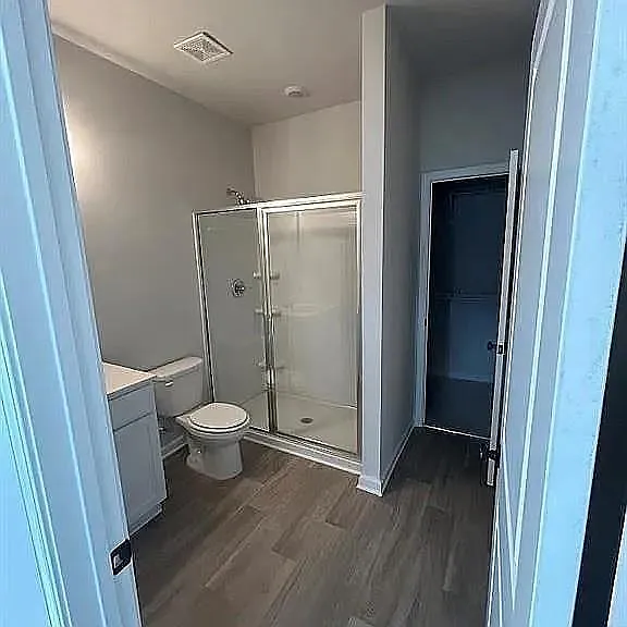 135 Laurel Trce — Photo 15