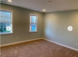 412 Mistletoe St, Petersburg, VA 23803