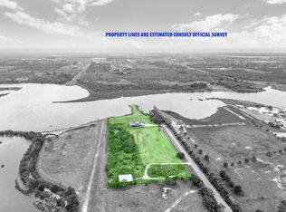 11302 Strom Rd, Dickinson, TX 77539