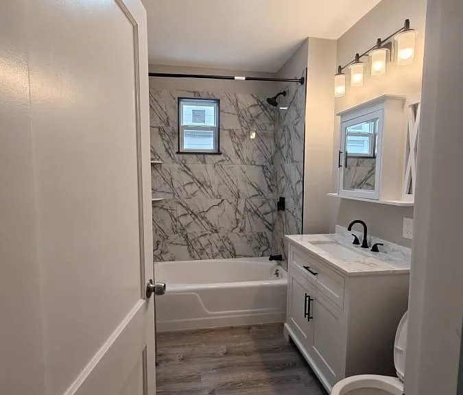 836 Fellsway — Photo 1