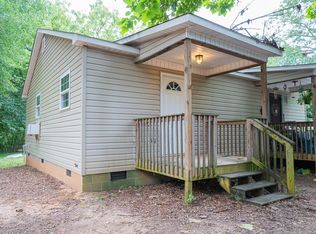 183 Brown St, Cowpens, SC 29330