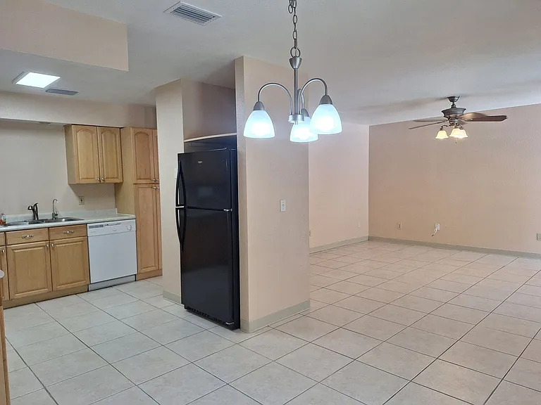3413 Juniper Dr — Photo 6
