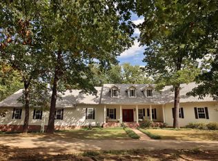 607 Sumac Ln, Marshfield, MO 65706