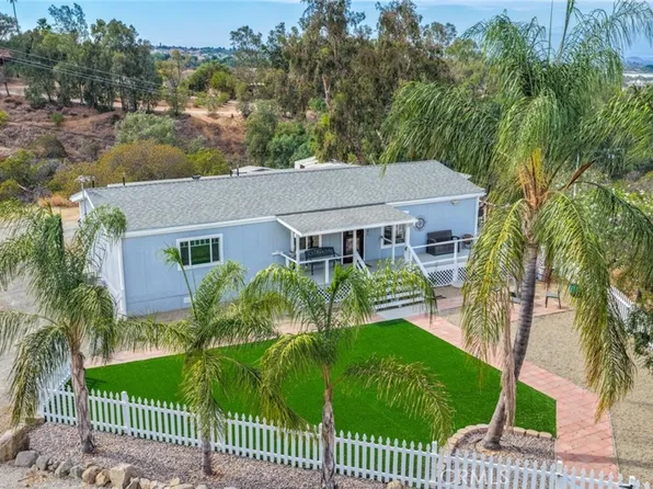 8081 Popely Pass Dr, Corona, CA 92883