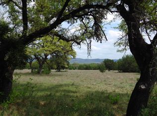 81 Spring Hl E, Leakey, TX 78873