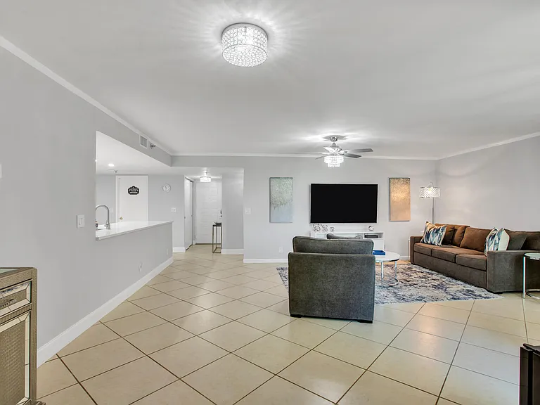 955 Egret Cir #104 — Photo 16
