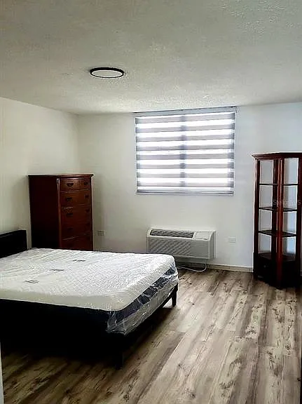 7 Earle #901 — Photo 13