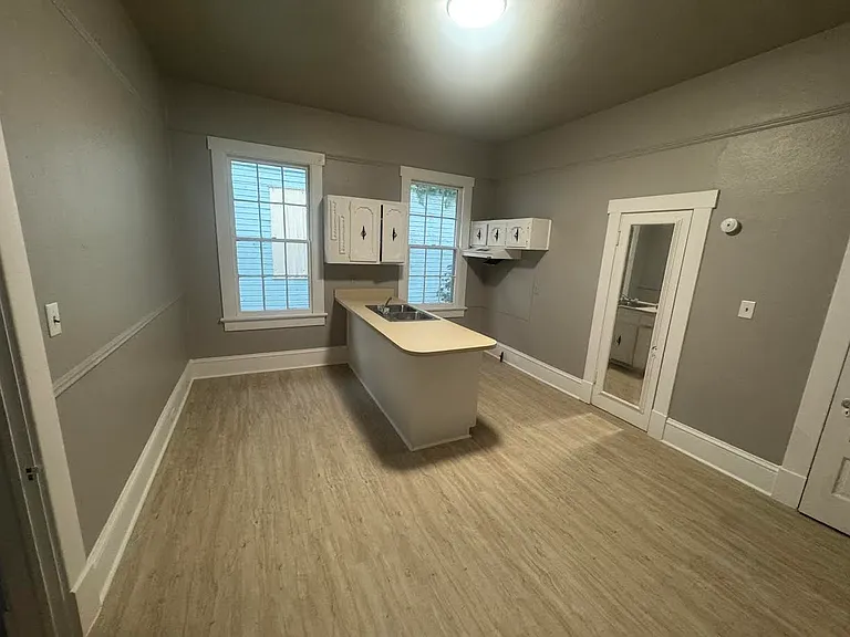 2904 Beacon Ave #A — Photo 8