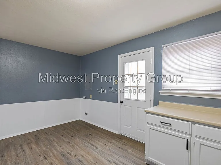 1432 E Pitman Ave — Photo 12