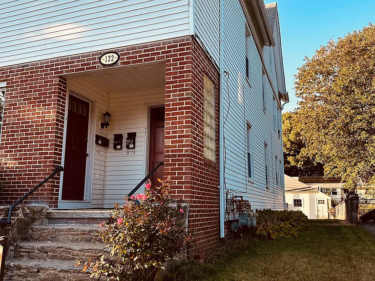 122 Lewis Blvd #C — Photo 5