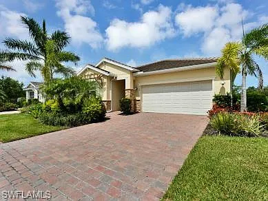 2 bed, 2.0 bath, 1818 sqft, $3,500 — Photo 2