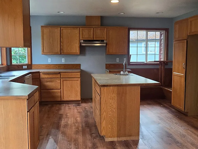 11 E Eld Pl — Photo 4