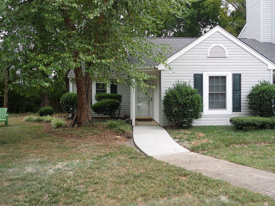 1st image of 1542 Hunt Club Ct