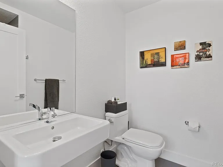 3040 Wilson Ct #4 — Photo 15