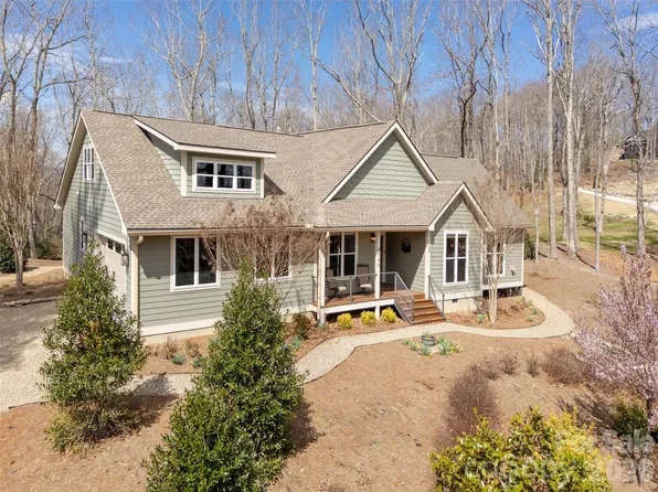 3753 Laurel Park Hwy, Laurel Park, NC 28739