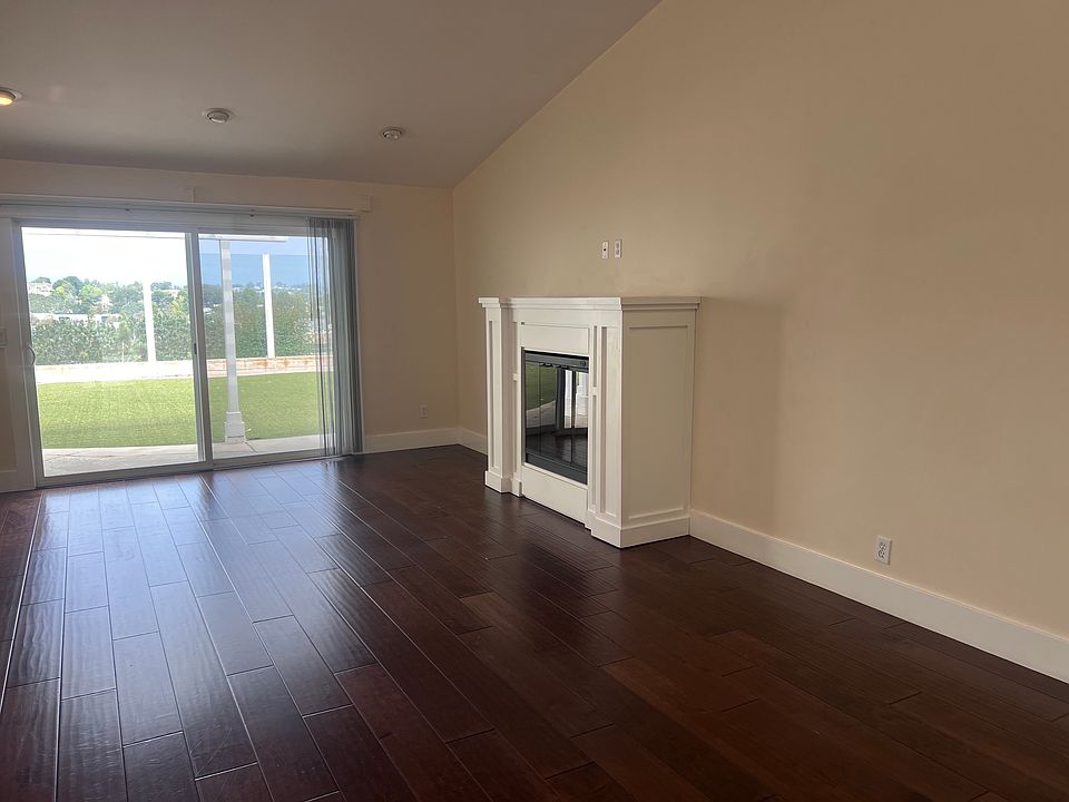 1st image of 13327 Portofino Dr