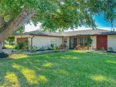 108 Jacaranda Pkwy E, Cape Coral, FL, 33909