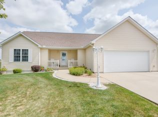 428 E Kennedy St, Maroa, IL 61756