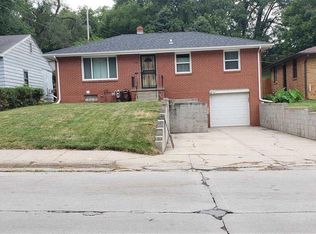 3712 N 50th St, Omaha, NE 68104