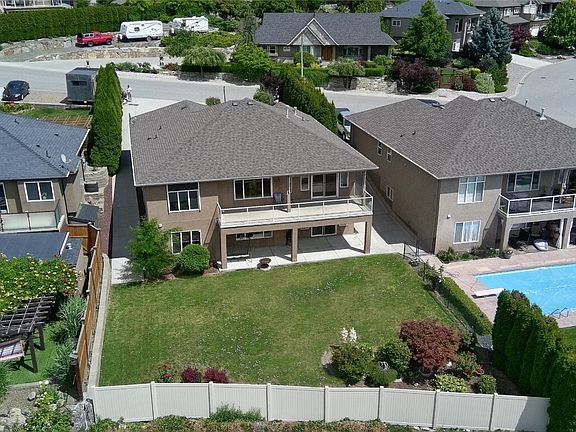5th image of 3276 Merlot Ct