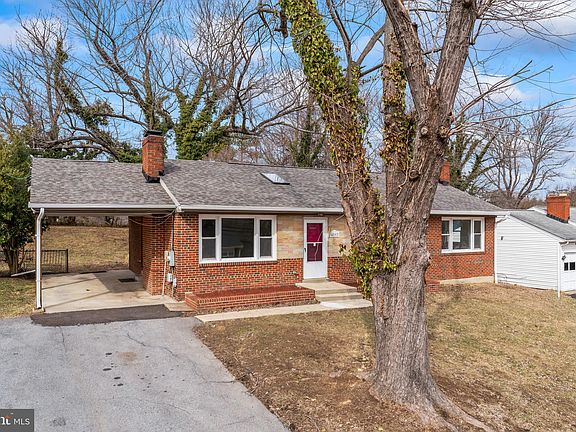 4th image of 4502 Henderson Rd