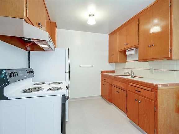 3rd image of 2501 South St #2