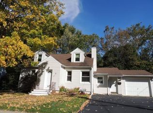 849 E Circle Dr, Vestal, NY 13850