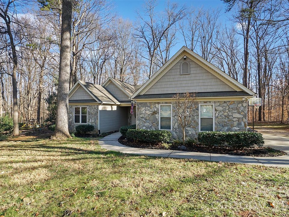 1st image of 2336 Gemway Dr