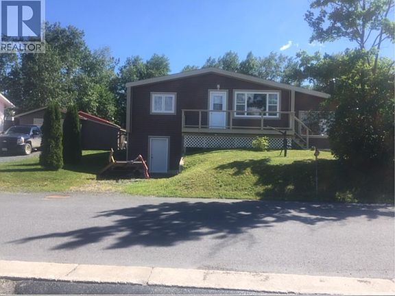 5th image of 11 Emerald Ave