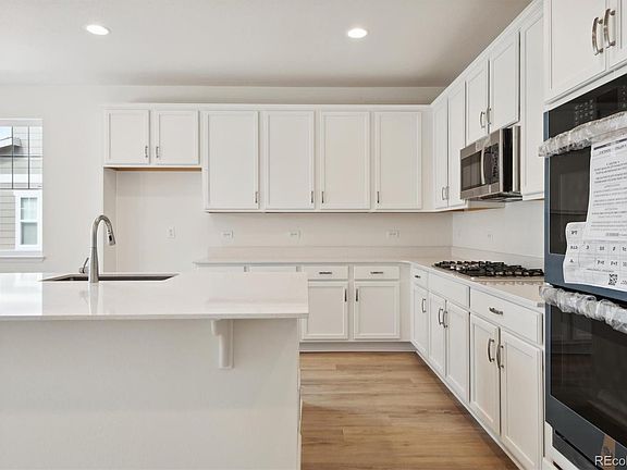 3rd image of 9695 Ceylon Court