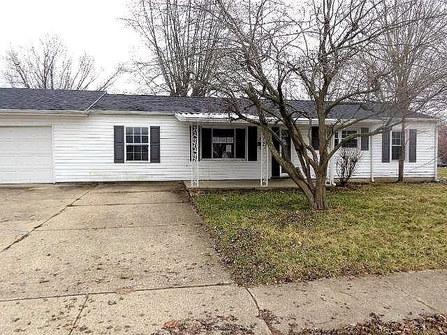 1st image of 390 Millard Dr