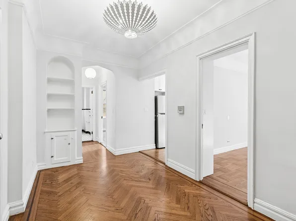 680 West 204th Street image 1 of 6