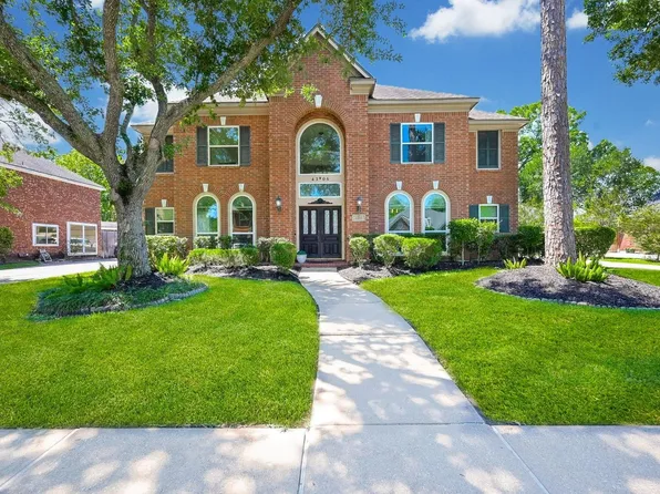 4306 Island Hills Dr, Houston, TX 77059