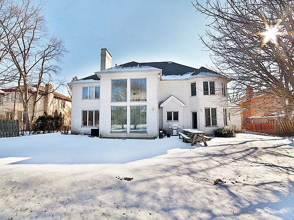 5th image of 4040 Greenacre Dr