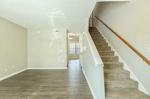 Palmetto Square Apartments — Photo 2