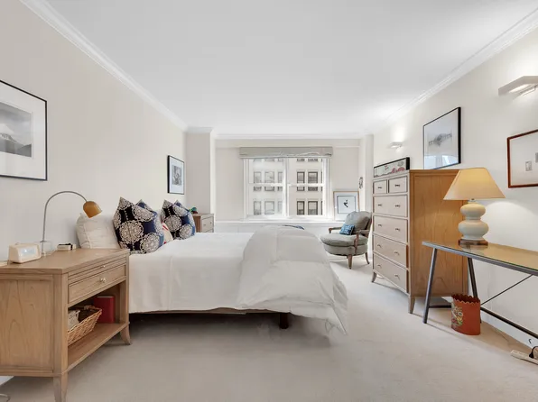 69 5th Avenue image 5 of 9