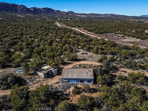 2nd image of 45500 Terwilliger Rd