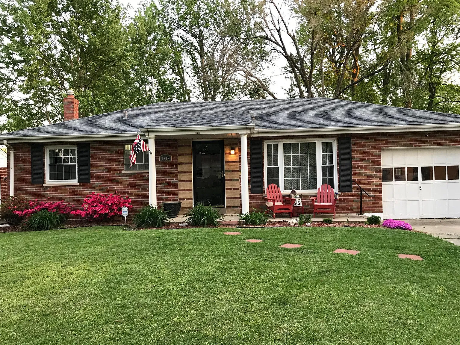 7312 Idamor Ln photo 1