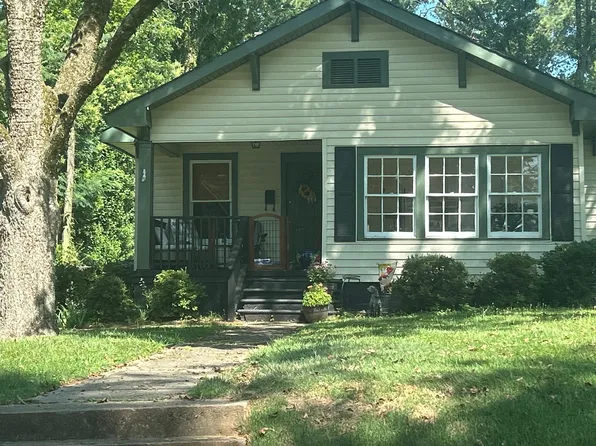 1104 S Petty St, Gaffney, SC 29340