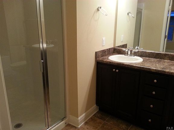 4th image of 2465 Redford Dr