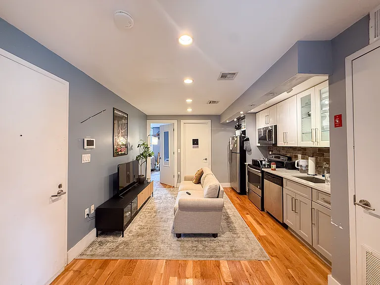 992 Atlantic Ave #2 — Photo 1