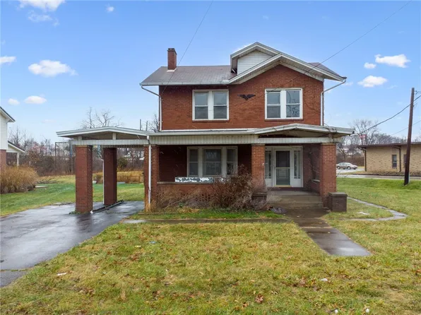 132 W Pennsylvania Ave, New Stanton, PA 15672