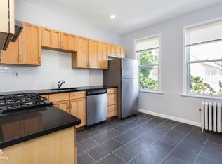 7 Edwards Ct FLOOR 2, Bayonne, NJ 07002