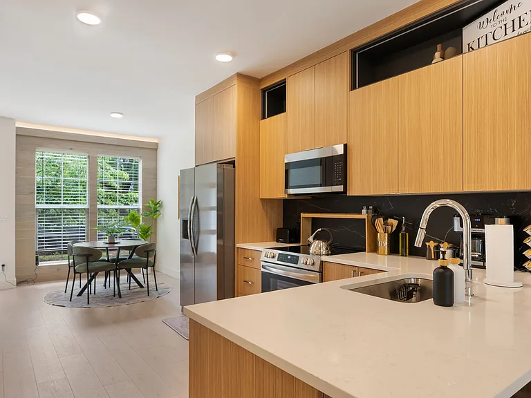 3009 NE Ainsworth St #3009 — Photo 16