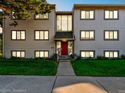1683 Riverside Dr APT 5, Rochester Hills, MI, 48309