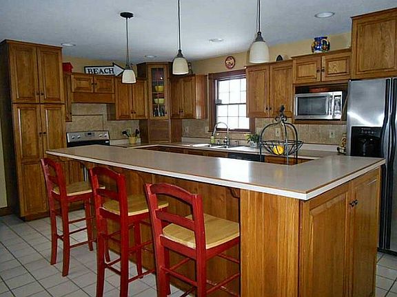 2nd image of 1116 Winterberry Dr